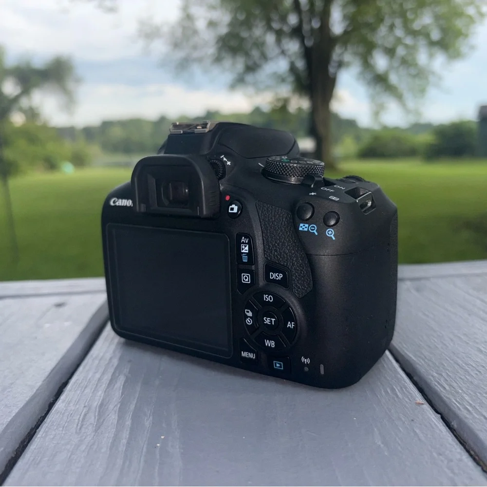 Canon Black Digital Camera with Versatile Lenses